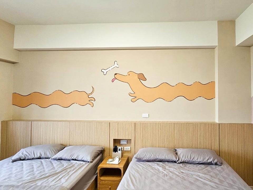 東港奶油田民宿牆面彩繪