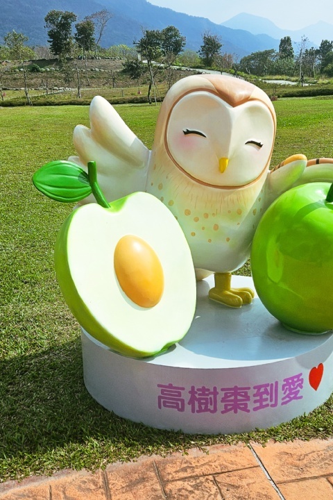 高樹新豐親水公園草鴞雕塑